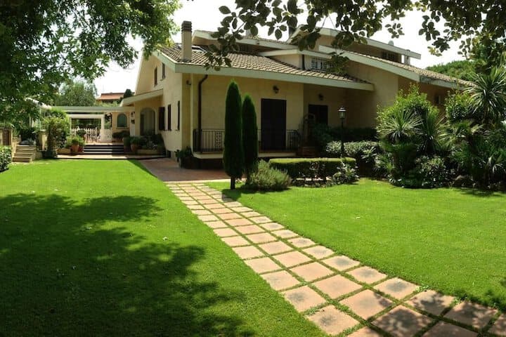 La Villetta Suite photo 2