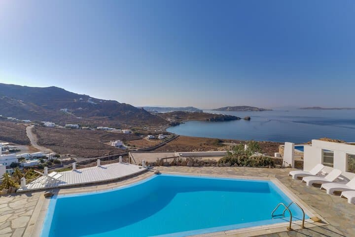 Houlakia destination view