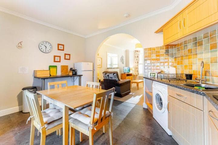 Daisy Cottage photo 2