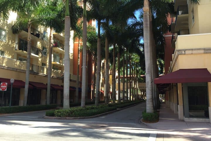 LYX Suites at Merrick Park in Coral Gables photo 4