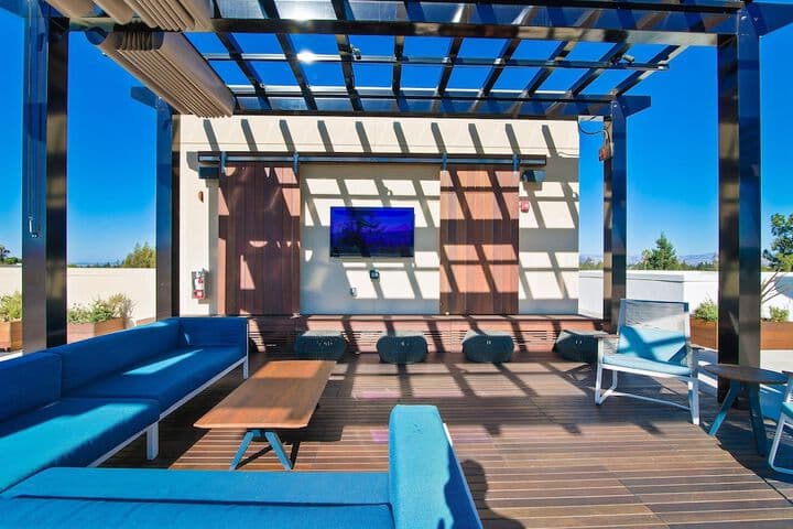 Global Luxury Suites at Mountain View photo 5
