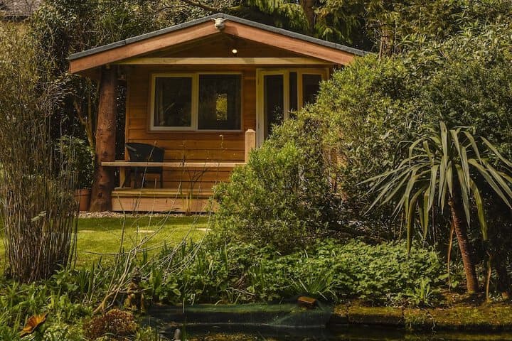 24 Ward Avenue photo 4