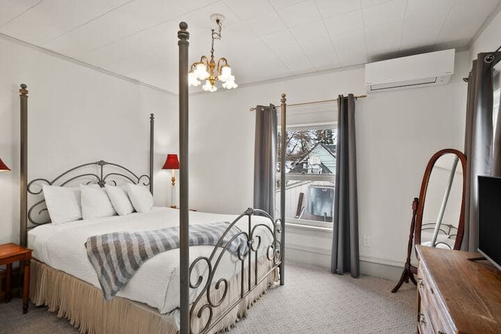 Greenbriar Inn photo 4