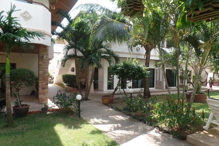 Babylon Pool Villas photo 2