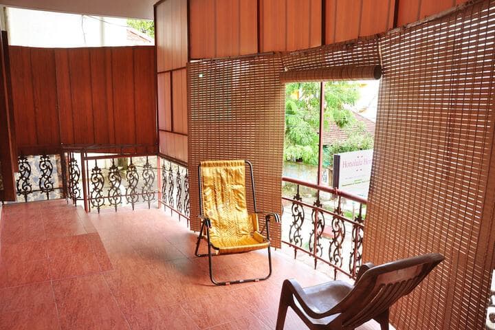 Honolulu Home photo 5