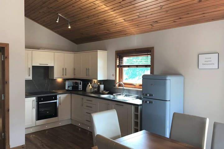 Douglas Fir Lodge With Hot Tub Near Cupar Fife photo 5