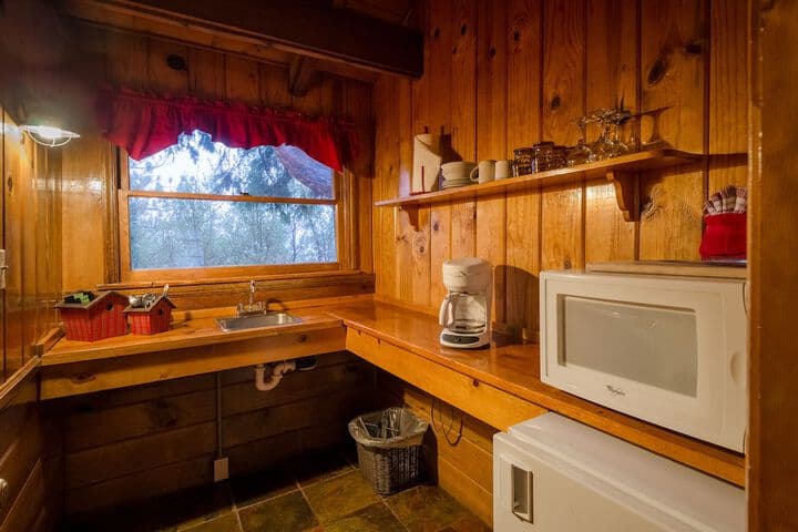 Idyllwild Bunkhouse photo 5