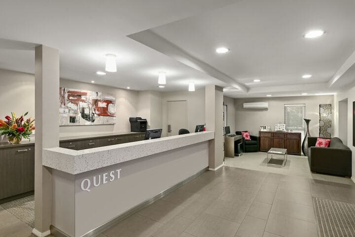 Quest Singleton photo 4