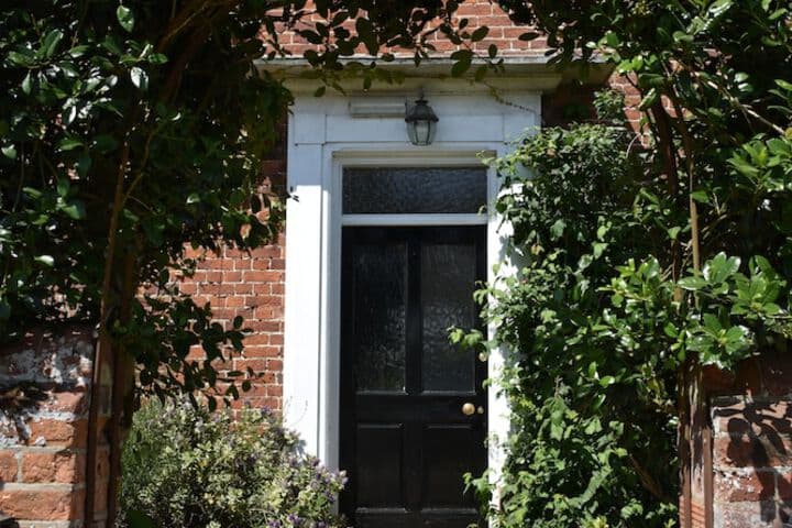 At the Farmhouse Hunters Hall photo 5