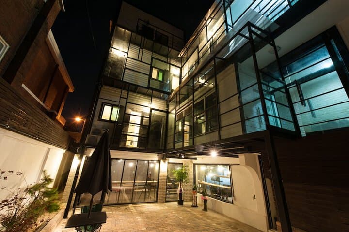 Inno Hostel & Pub Lounge Hongdae photo 5