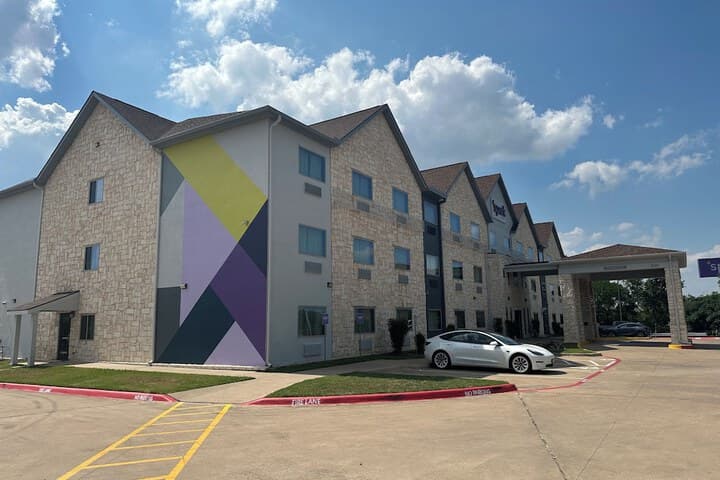 Spark by Hilton Round Rock photo 5