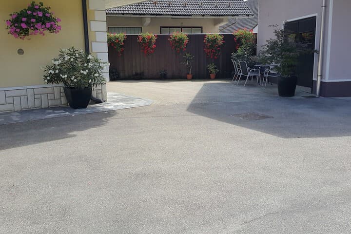 Rooms & Apartments Kepic photo 3