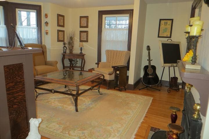 Farmhouse Inn B&B photo 3