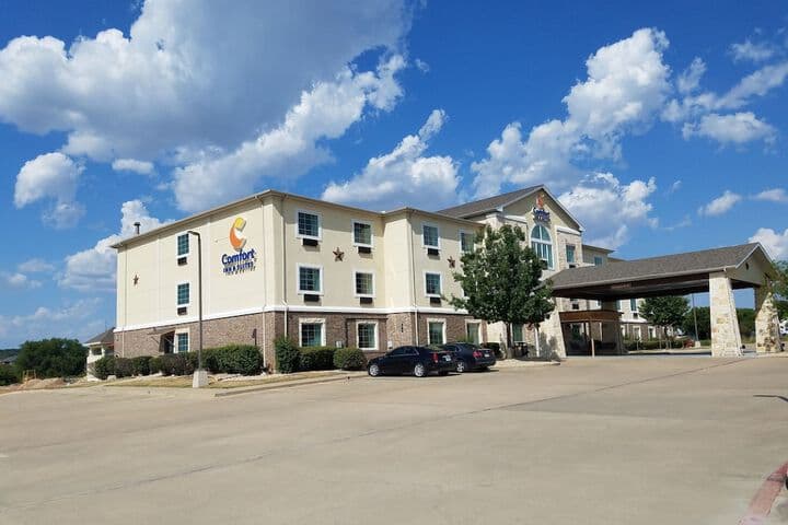 Comfort Inn & Suites Gatesville near Fort Cavazos photo 5