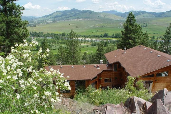 Blue Mountain Bed & Breakfast photo 2