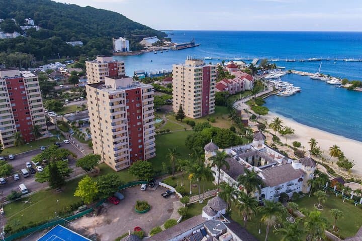 Beach Club 1 Bedroom Apartment photo 2