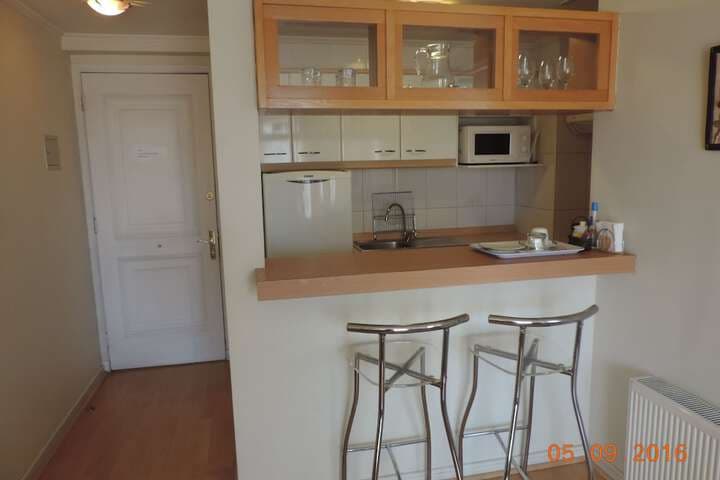 At Home Roger de Flor photo 3