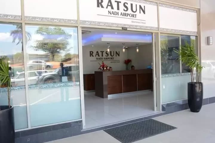 Ratsun Nadi Airport Apartment Hotel photo 2