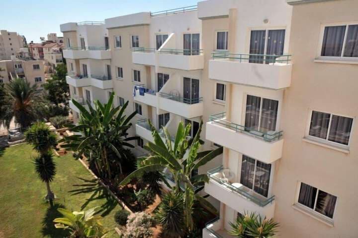 DebbieXenia Hotel Apartments photo 3