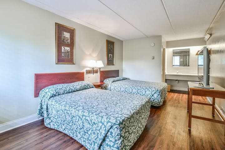 Economy Hotel Glenwood photo 4