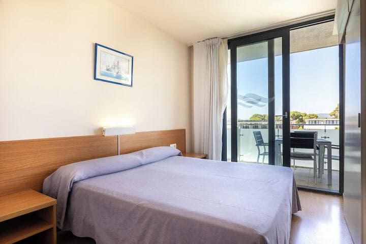 Punta Pinell Sa Conca destination view