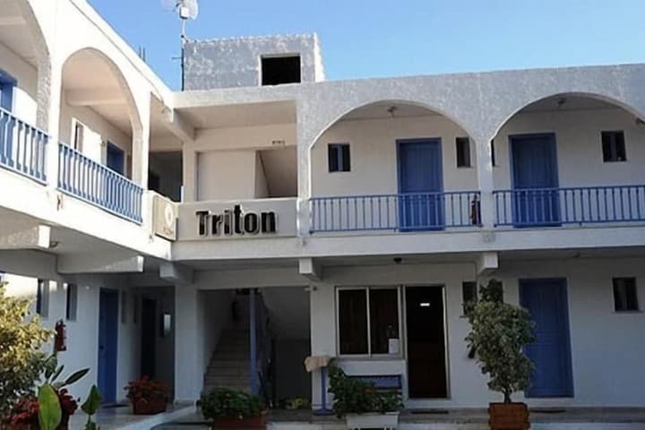 Triton Hotel & Bungalows photo 3