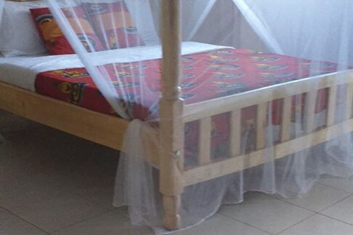 Victoria Lake View Guest House & Safaris photo 5