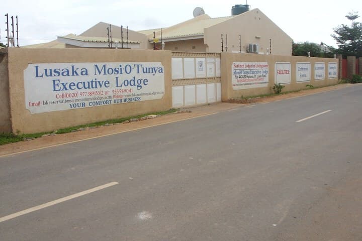 Lusaka Mosi-O Tunya Executive Lodge photo 4