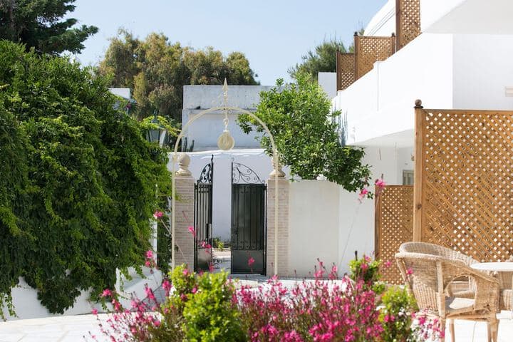 Kouneni Apartments photo 2