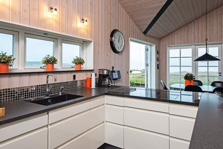 6 Person Holiday Home in Juelsminde photo 2
