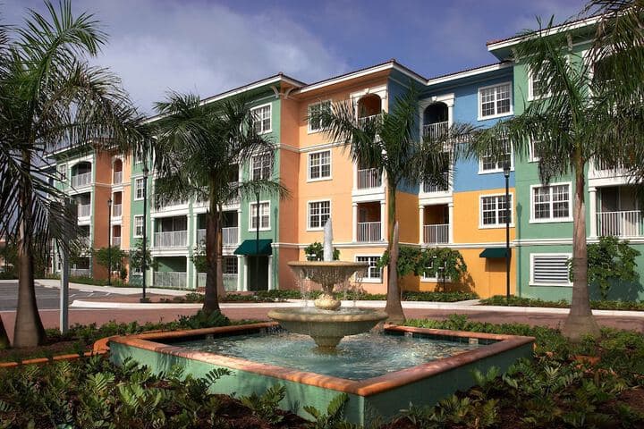 Mizner Place at Weston Town Center photo 2