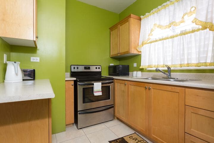New Kingston Apt at Wellington Cove photo 2