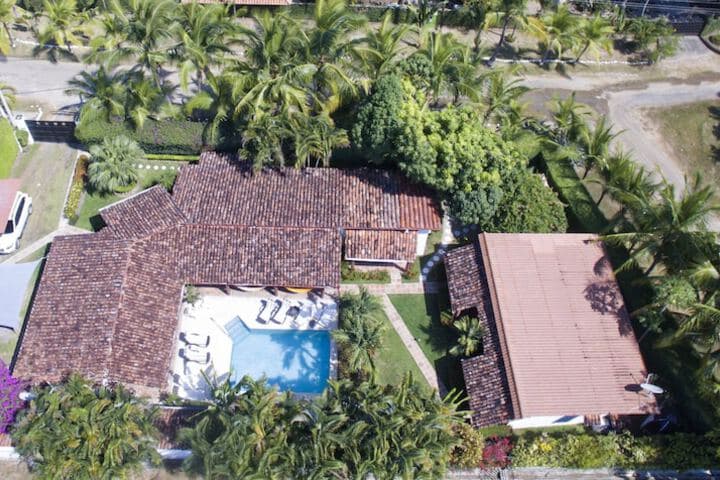 Villa Botero by Casa Mojito B&B photo 5