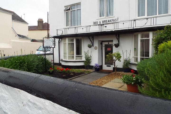 Corner House Guest House photo 4