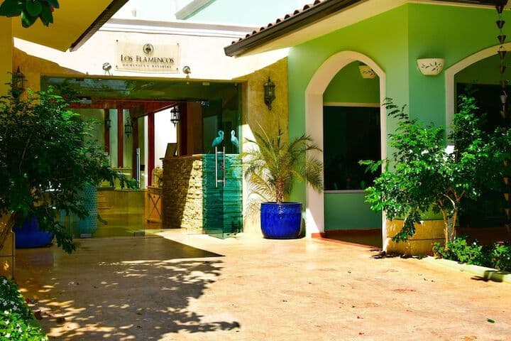 Los Flamencos Aparthotel photo 4