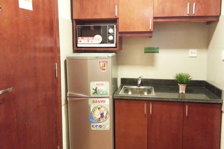 V studio Hotel Apartment 3 photo 5
