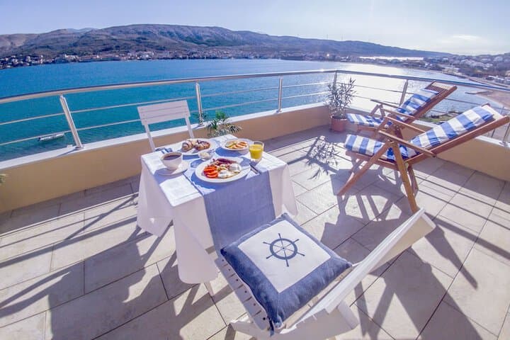 Pag destination view