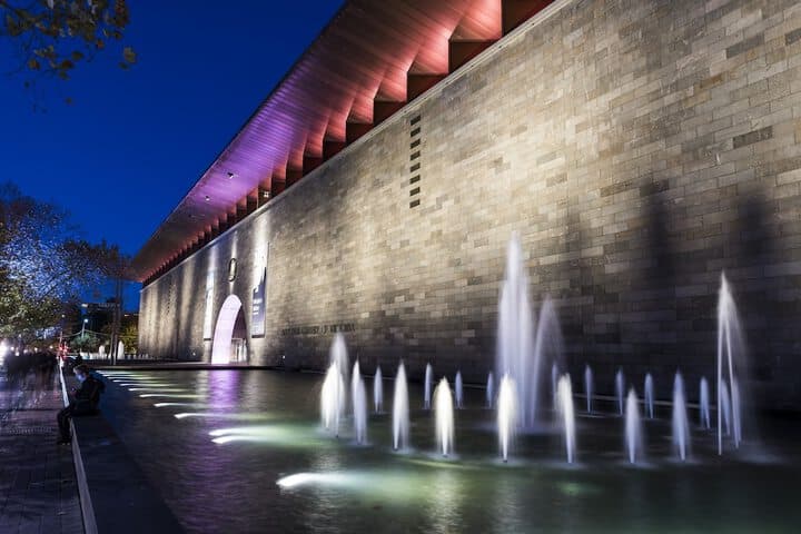Quay West Suites Melbourne photo 2