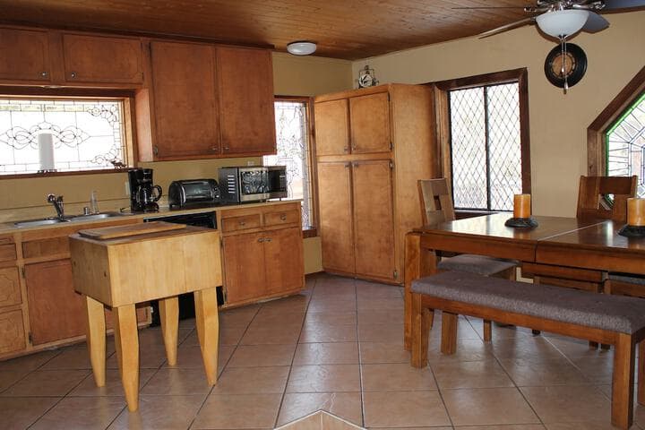 Viola Haven photo 4