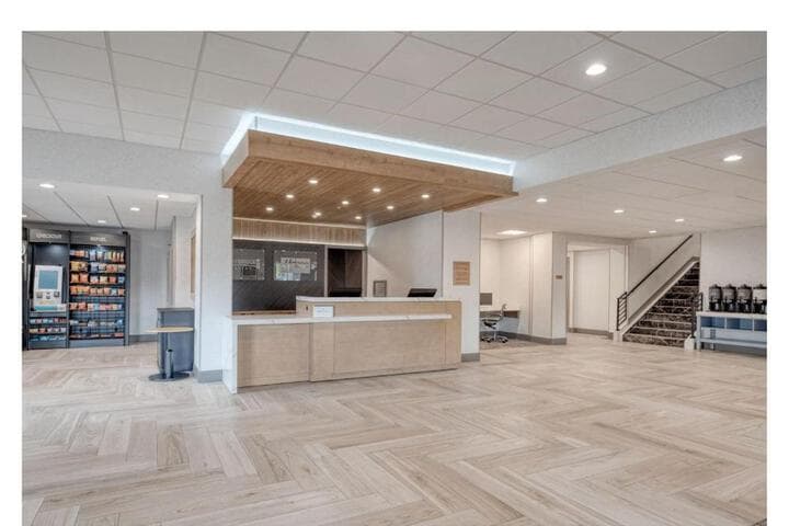 Staybridge Suites Federal Way Seattle South an IHG Hotel photo 2
