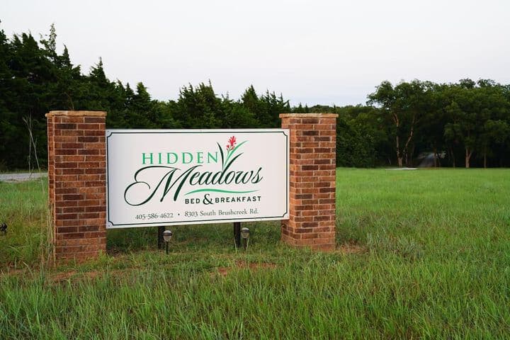 Hidden Meadows B&B photo 2