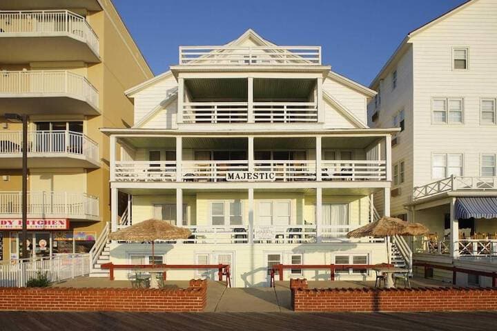Majestic Hotel & Apartments photo 5
