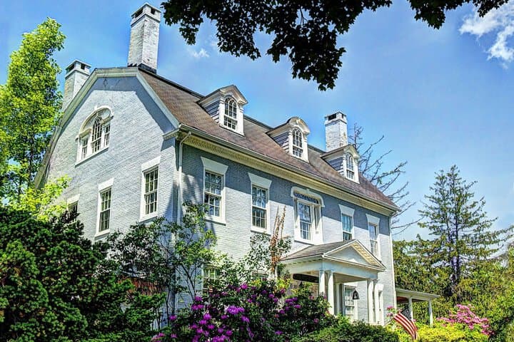 Simsbury 1820 House photo 4