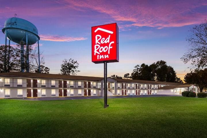 Red Roof Inn St. George SC photo 2