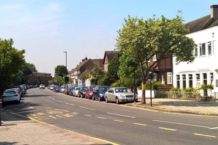 London House photo 5
