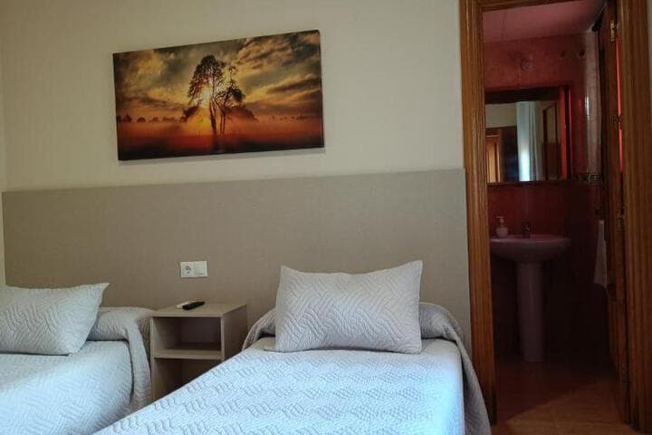 Las Rosas photo 3