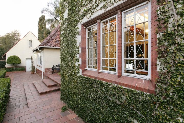 Brooklyn Manor photo 5