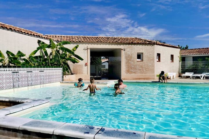 Camping Hameau Des Cannisses photo 2