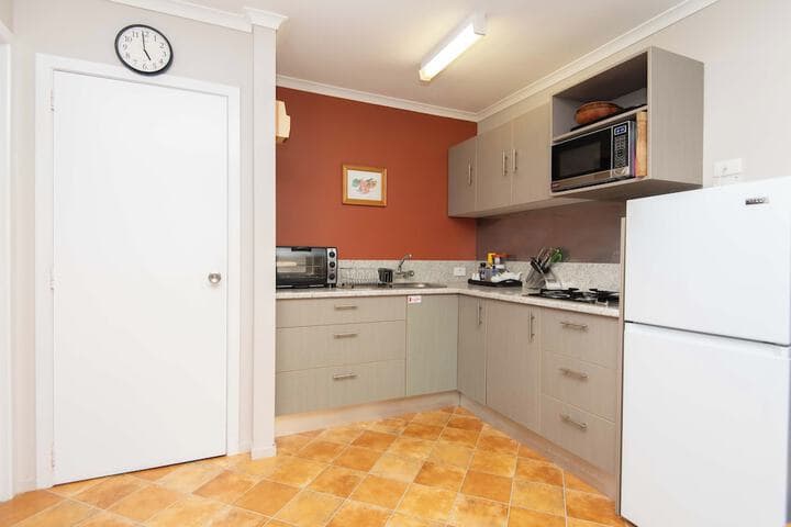 Cascade Garden Apartments photo 5