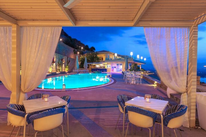 Princess Kyniska Suites photo 3